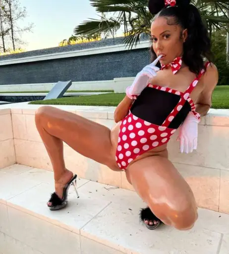 Image 10637116 from SexyRedMagiccity / sexyred / sexyred_mc / sexyred_magiccity1