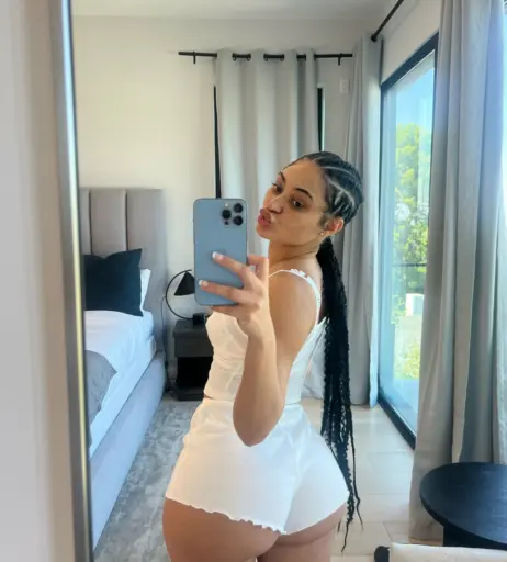 Image 10630371 from Himynamestee