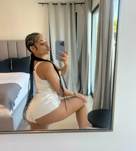 Image 10630370 from Himynamestee