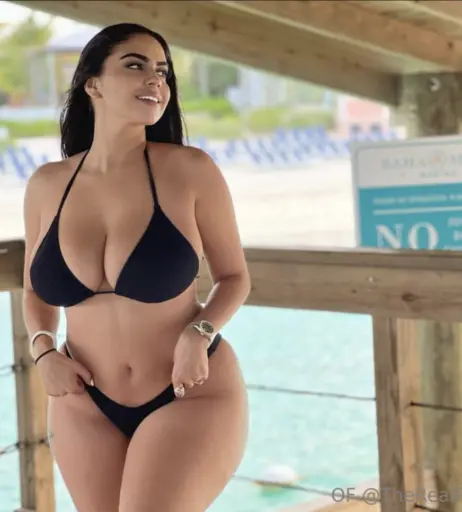 Image 10639303 from TheRealRebeccaJ / sm00ches