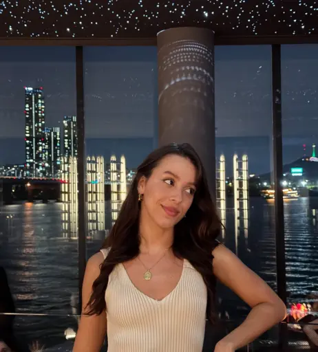 Image 10608823 from Izzybizzyspider | FBE React Girl