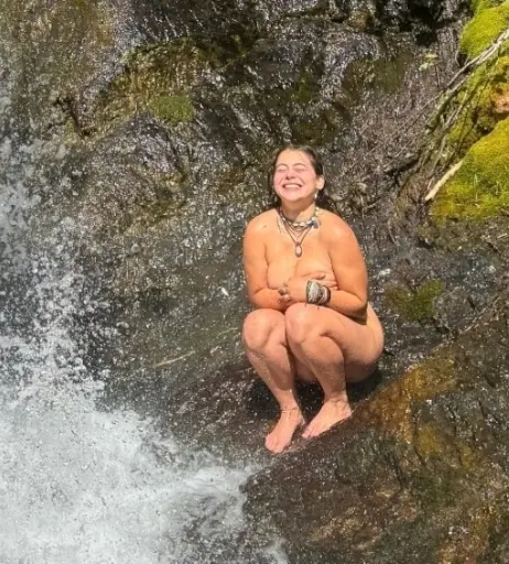 Image 10608666 from Leonie Buchegger