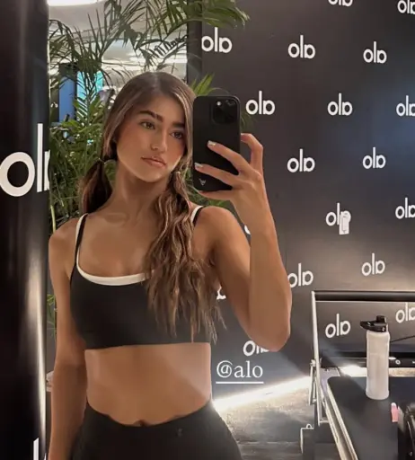 Image 10604909 from Rayna V