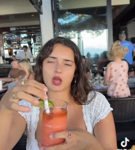 Image 10603528 from Sarah Curr (@sarahcurr)