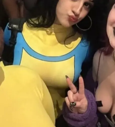 Image 10603753 from lil.batzz / lilbatz