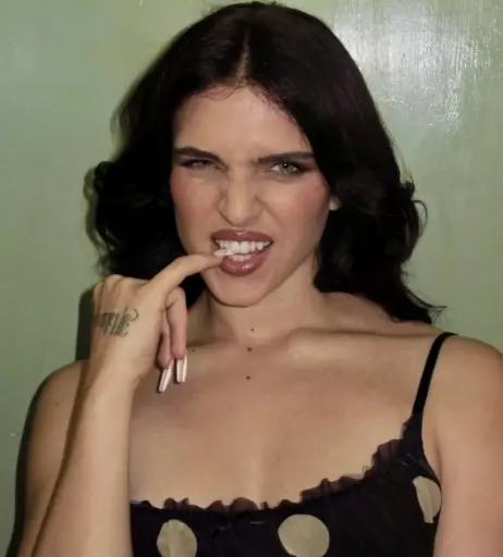 Image 10695804 from Mae Muller