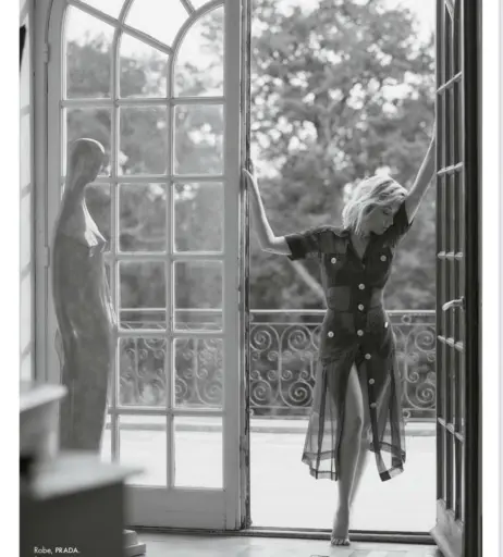 Image 10695509 from Ludivine Sagnier