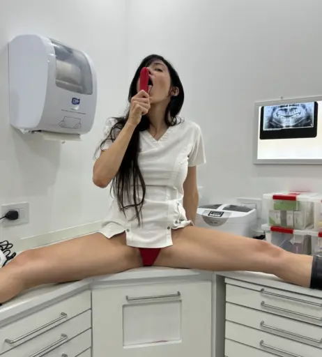 Image 10694892 from drlilypeach