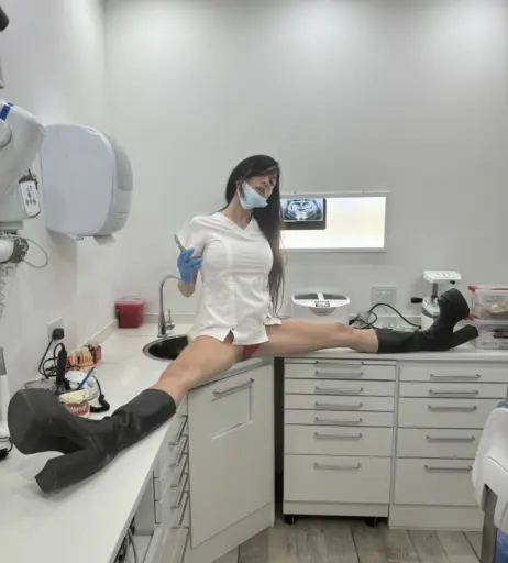 Image 10694894 from drlilypeach