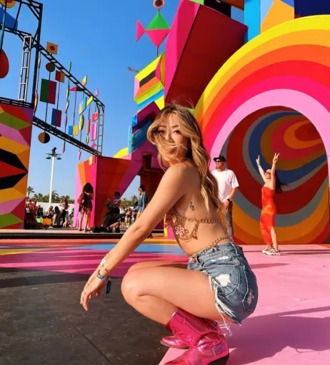 Image 10691802 from Simona Shao