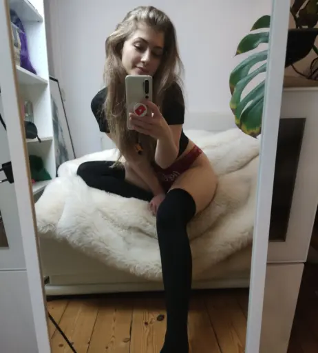 Image 1069318 from Jolean