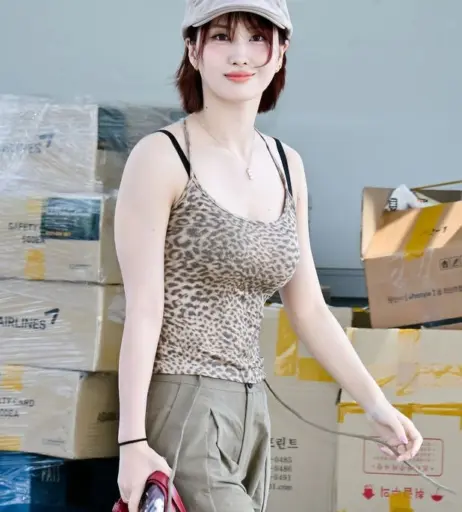 Image 10682475 from Hirai Momo | TWICE