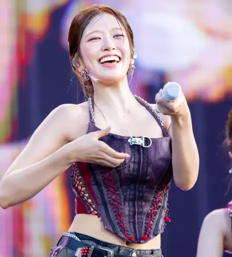 Image 10682790 from An Yujin 안유진 | YUJIN