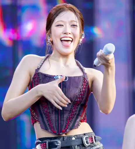 Image 10682789 from An Yujin 안유진 | YUJIN