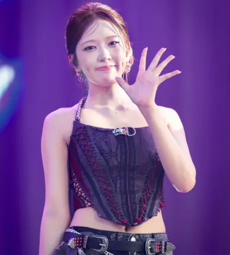 Image 10682788 from An Yujin 안유진 | YUJIN