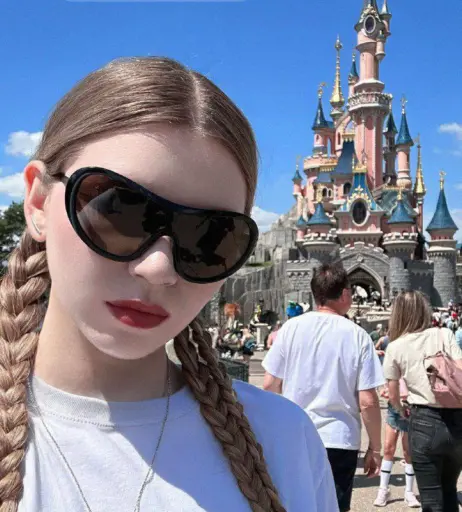 Image 10682399 from Anastasia Kreslina (IC3PEAK)