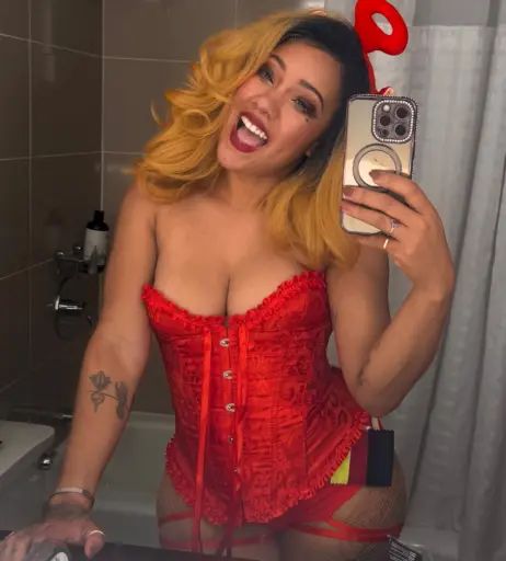 Image 10689280 from geeksandgrubs/coffee_andconcealer/Lou Beezy/Proud Mary/Chef Mary Lou