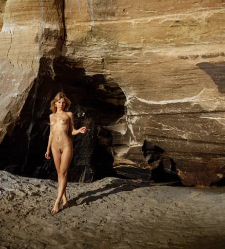 Image 10598867 from Alice Li