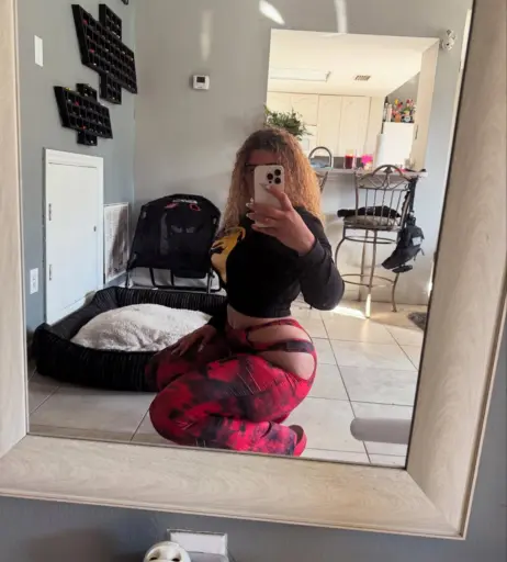 Image 10598068 from JustYeliz