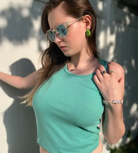 Image 10476373 from unoangryone | vonthedon | Veronica