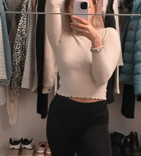 Image 1035774 from ASMR Janina