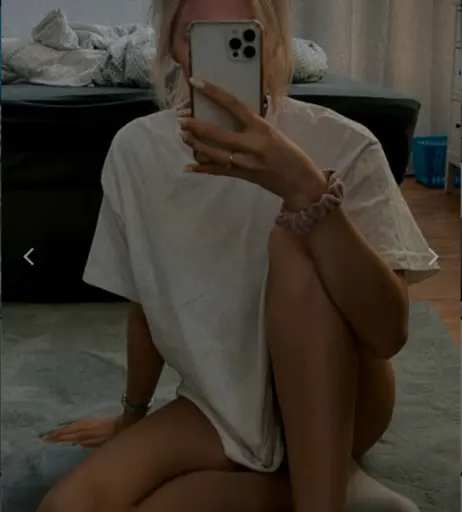 Image 1035183 from ASMR Janina