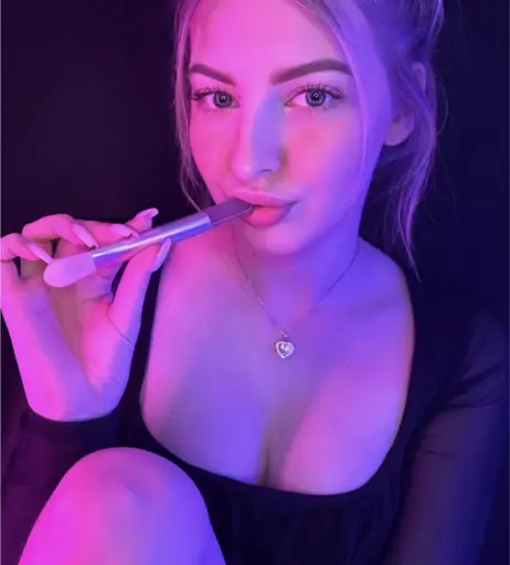 Image 1035305 from ASMR Janina