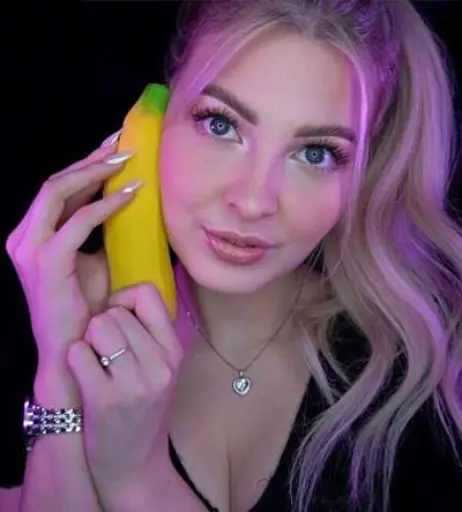 Image 1031811 from ASMR Janina