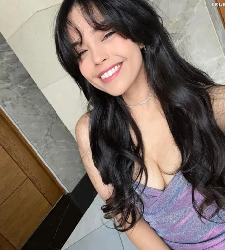 Image 1031809 from Valkyrae