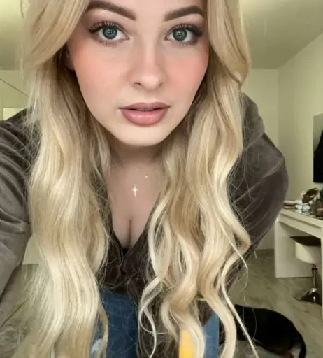 Image 1031448 from ASMR Janina