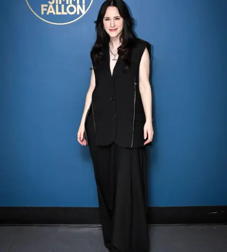 Image 10311885 from Rachel Brosnahan (Marvelous Mrs. Maisel)
