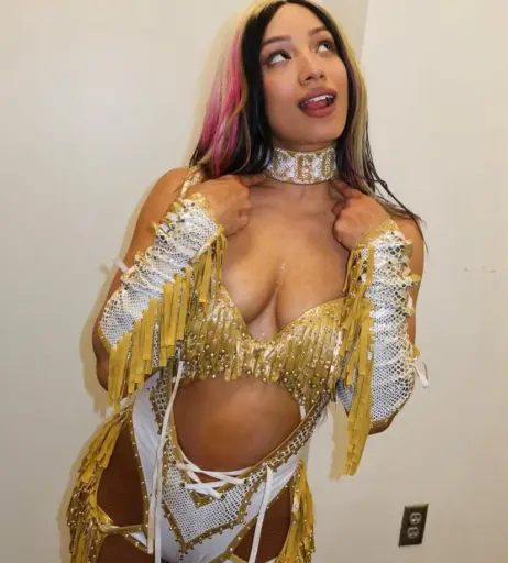Image 10310972 from WWE Sasha Banks | Mercedes Moné