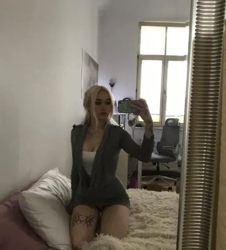 Image 10310768 from JadeyAnh | vylerria