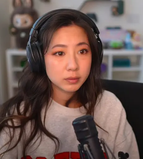 Image 10310638 from Fuslie (Leslie)