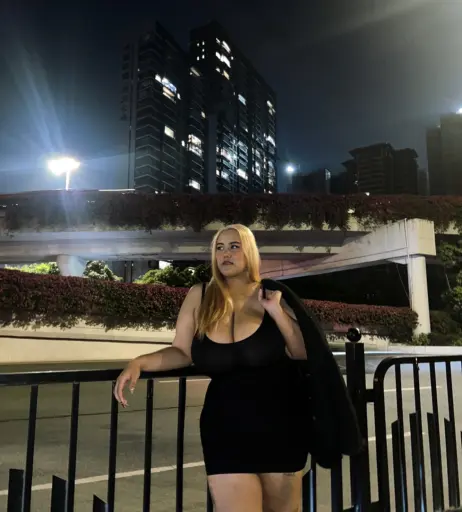 Image 10310161 from fhong_fionax / Chayada Dulyasatien (Busty Thai Model)