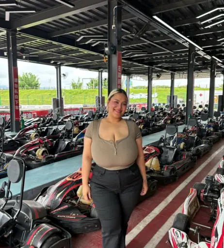 Image 10310170 from fhong_fionax / Chayada Dulyasatien (Busty Thai Model)