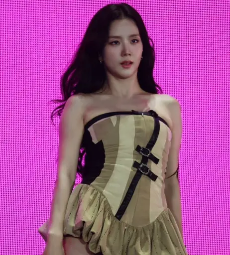 Image 10312287 from Jisoo  || - BLΛƆKPIИK ( BLACKPINK )