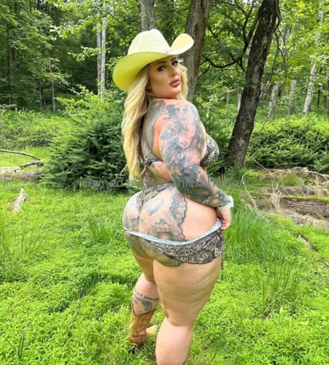 Image 10324496 from missthickntatted