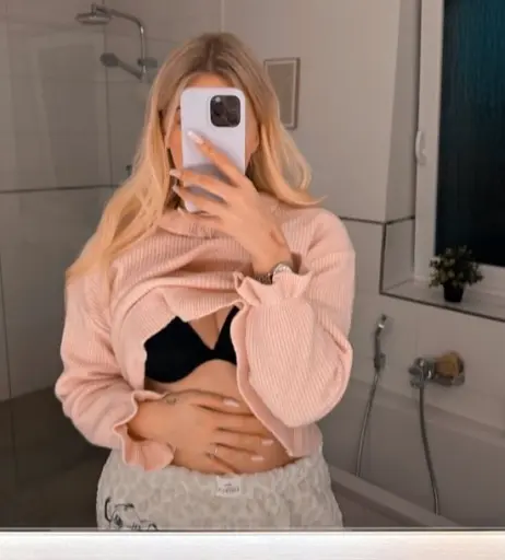 Image 1033548 from ASMR Janina