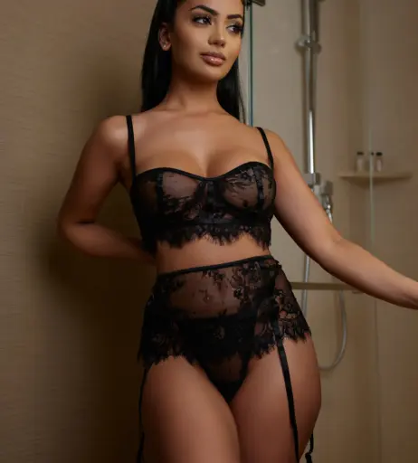 Image 10335045 from Aneeqa Farid