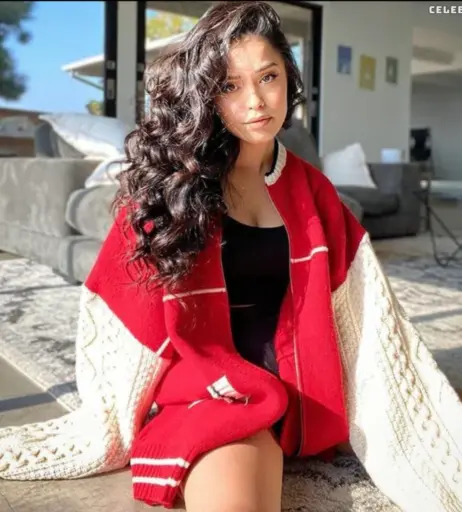 Image 1033521 from Valkyrae