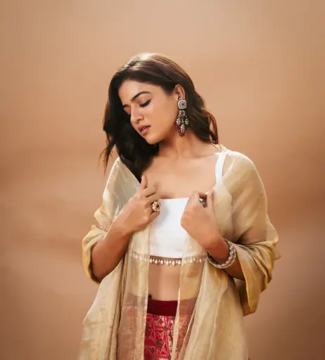 Image 10337805 from Wamiqa Gabbi