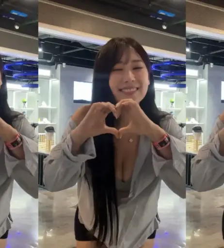 Image 10331530 from hello_kiko