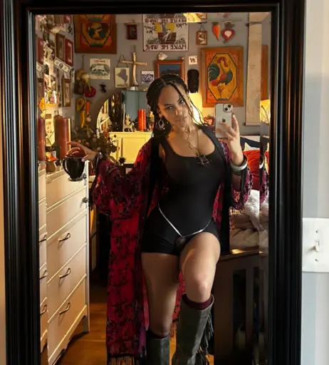 Image 10331444 from Aaliyeezy