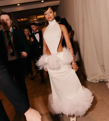 Image 10332975 from Taylor Russell