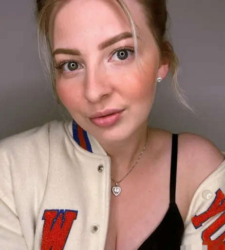 Image 1030990 from ASMR Janina