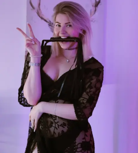 Image 1039303 from ASMR Janina