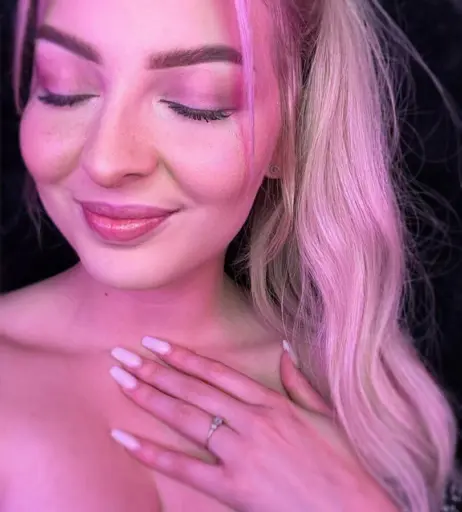 Image 1027831 from ASMR Janina