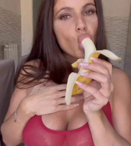 Image 10228800 from Noemi Frere