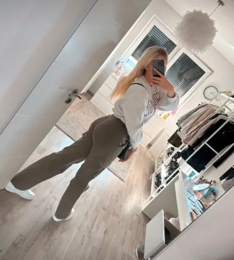 Image 1022862 from ASMR Janina